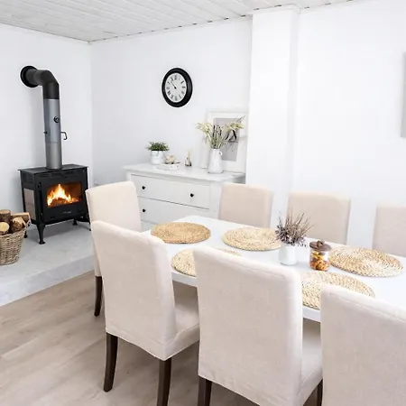 Tatil Evi U Vody